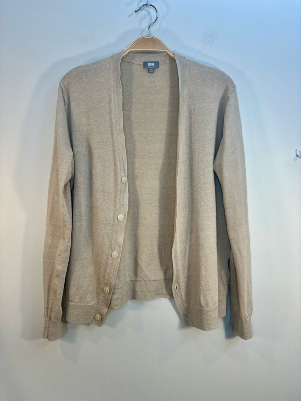 EUC Uniqlo Linen V Neck Cardigan Sweater Beige Oatmeal Womens M Normcore Cottage - Picture 6 of 8